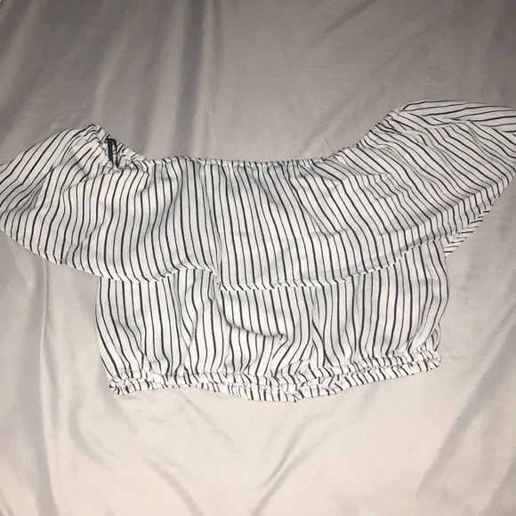 OFF THE SHOULDER CROPPED STRIPED TOP - Picture 1 of 3
